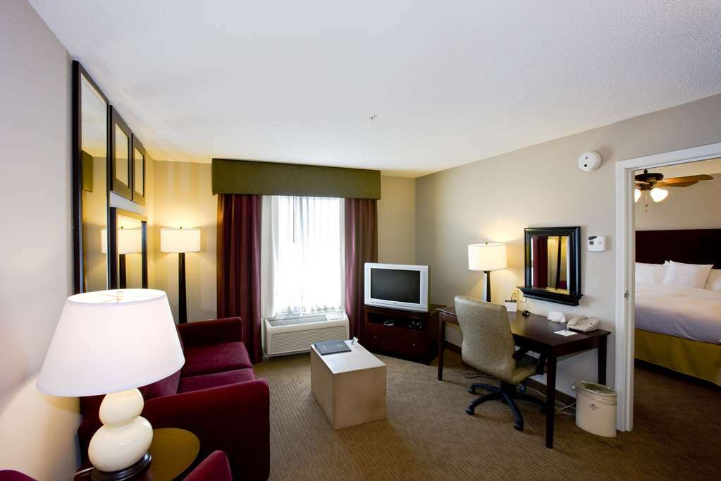 Homewood Suites By Hilton Indianapolis Northwest Номер фото